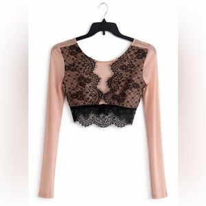 Elegant Lace Overlay Crop Top - Black and Tan